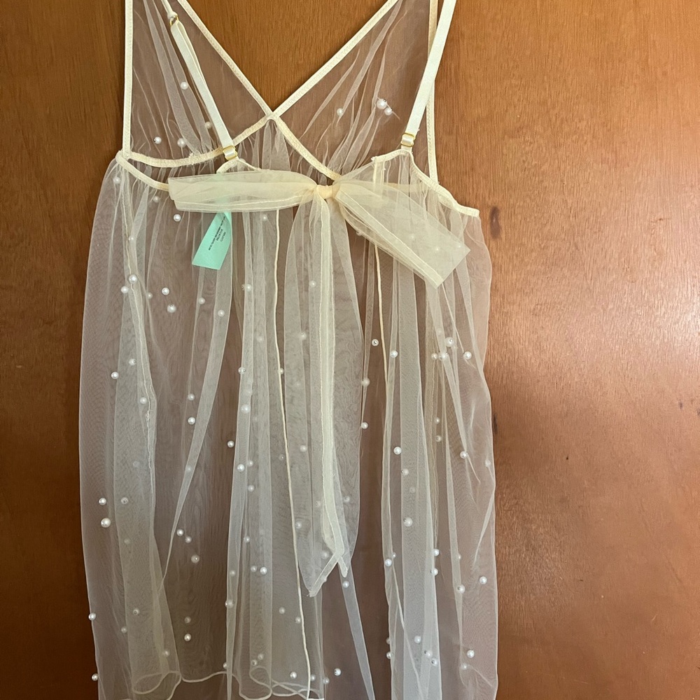 Elegant Sheer White Babydoll Lingerie